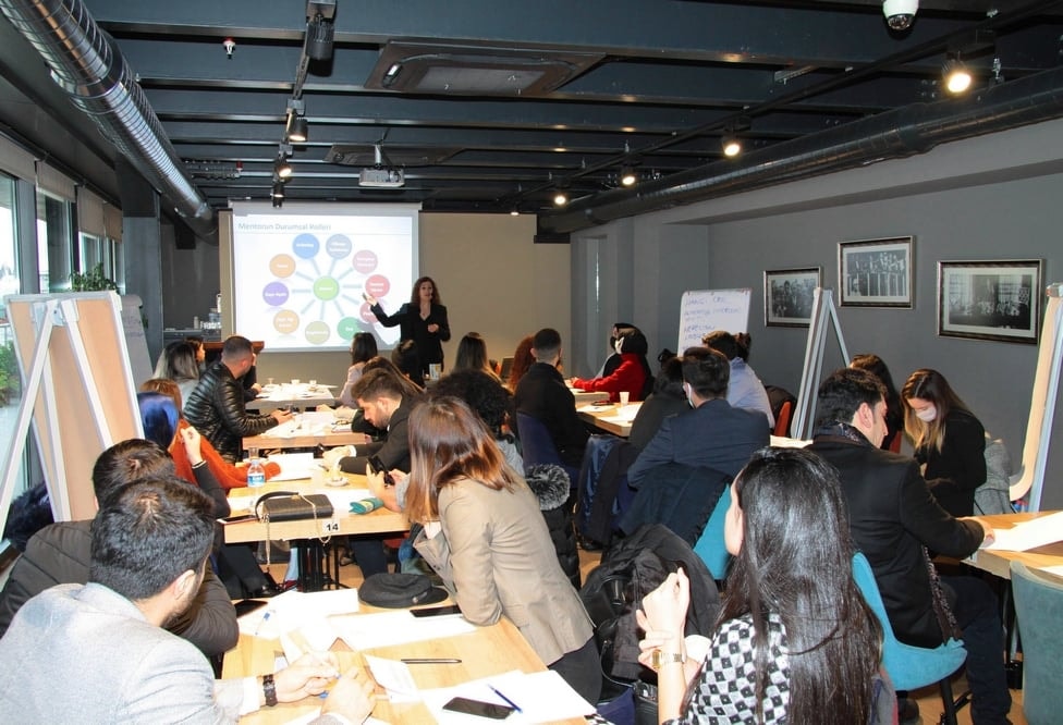 Genç Avukatlara Menti Eğitimi Verildi - 8