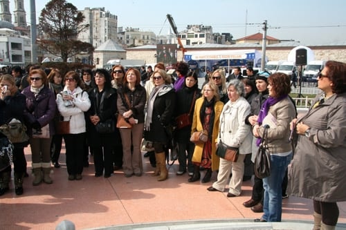 Kadını Ve Erkeği Eşit Bir Türkiye Çağdaştır

 - 25