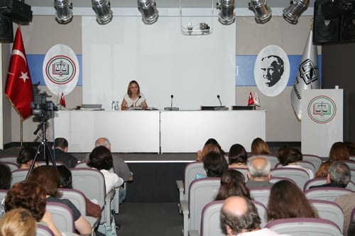 Kadın Hakları Merkezi Eğitim Semineri Yapıldı
 - 43