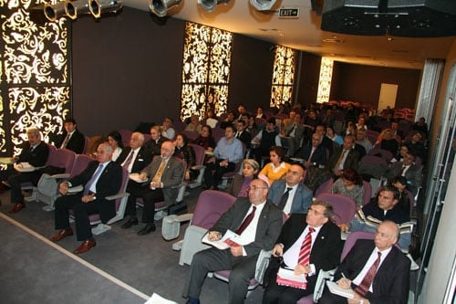 Prof. Dr. Av. Erdener Yurtcan:
“Ceza Avukatı Özgürlük Mücadelesi Verir” - 12