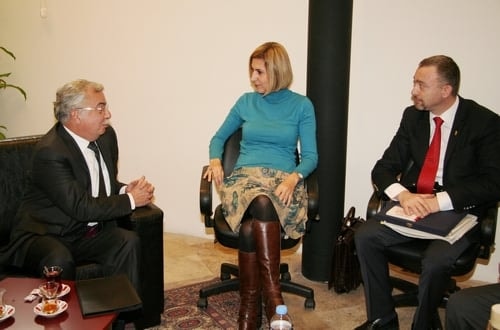 Rauf Denktaş Türk Dünyasının Kahramanıdır

 - 47