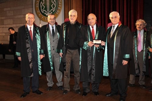 İstanbul Barosu 132. Kuruluş Yıldönümü Ve 
5 Nisan Avukatlar Günü
Etkinliklerle Kutlanmaya Başlandı - 34