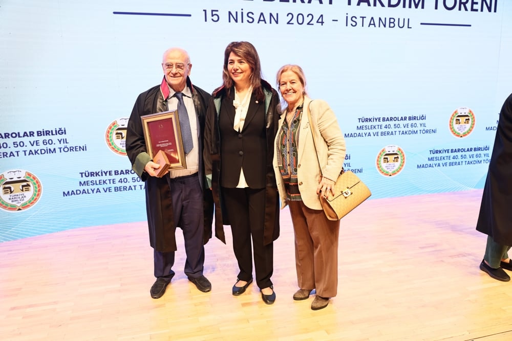 Meslekte 40, 50 ve 60 Yılını Dolduran Meslektaşlarımıza Plaket Verildi - 93