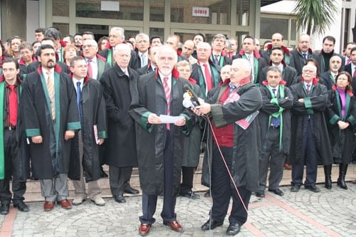 Zorunlu Avukatlıkta Sözün Bittiği Nokta:Eylemler Başlıyor - 1