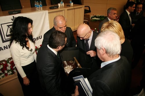 Hukuk Eğitimi Büyük Bir Kaosa Sürüklenmiştir - 122