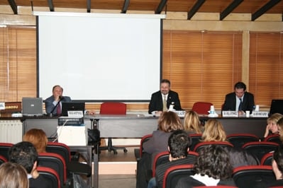 Nükleer Enerji Konusunda Kafa Karışıklığı Yaşanıyor

 - 13