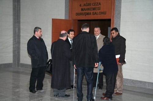 İstanbul Barosu Heyeti İstanbul Adalet Sarayında Engellilere Yönelik İncelemelerde Bulundu

 - 5