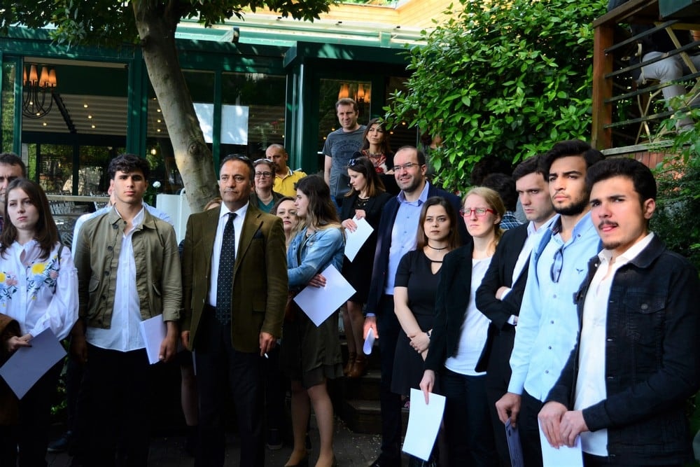 36. Dönem Hukuk İngilizcesi Ve Terminoloji Derslerine Katılanlara Törenle Belgeleri Verildi - 38