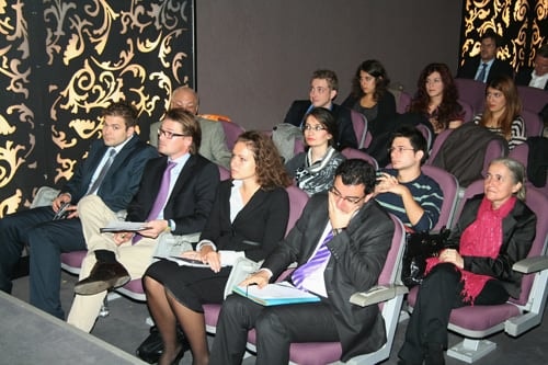 Sosyal Paylaşım Ağları Ve İnternet Korsanlığı
 - 2