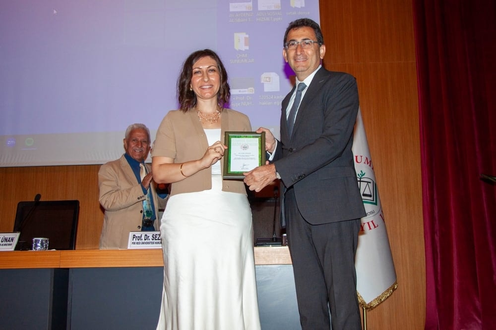Av. Prof. h. c. Dr. Bülent Sözer Anısına Sempozyum ve Konişmento Sergisi - 11