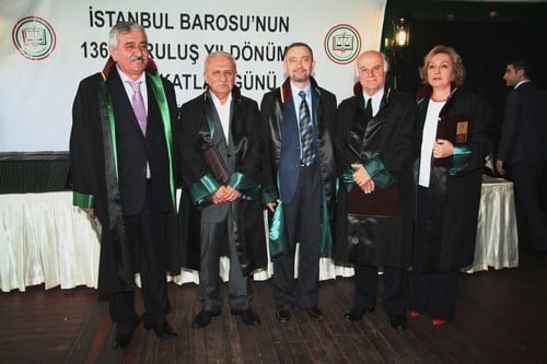 Hukuk Devleti Tesis Edilene, Yargı Bağımsız Olana Kadar, Bedeli Ve Pahası Ne Olursa Olsun Bu Mücadeleyi Birlikte Sürdüreceğiz - 325