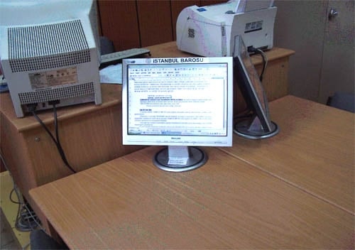 Duruşma Sırasında Yazdırılan Tutanağı Avukatlar Da İzleyebilecek - 2