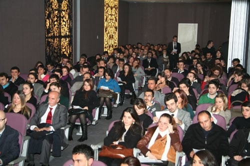 Stj. Avukatlar Komisyonugenel Kurulu 
Yürütme Kurulu Seçimiyle Noktalandı - 18