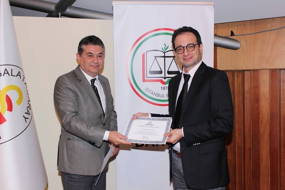 İş Hukuku ve Sosyal Güvenlik Hukukuna İlişkin Sorunlar Ve Çözüm Önerileri - 216