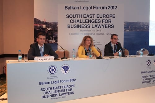 Uluslararası Barolar Birliği 7.Balkan Hukuk Forumu 1 – 2 Kasımda  

  Istanbul Barosu Dış İlişkiler Merkezinin Katılımıyla Gerçekleşti
 - 7