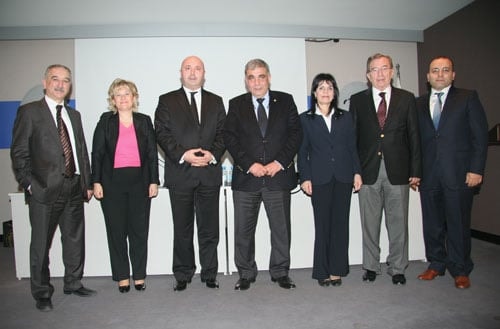 Banka Kredi Kartlarında Tartışma Bitmiyor - 18