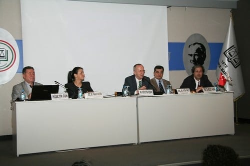 Mobbing Bir İnsan Hakları İhlalidir
 - 11