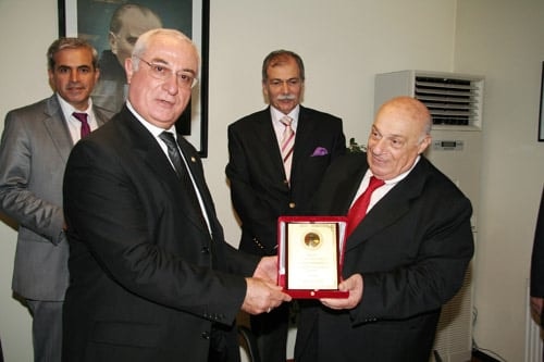 Denktaş:”Orams Davasını 
Fırsata Dönüştürelim” - 20