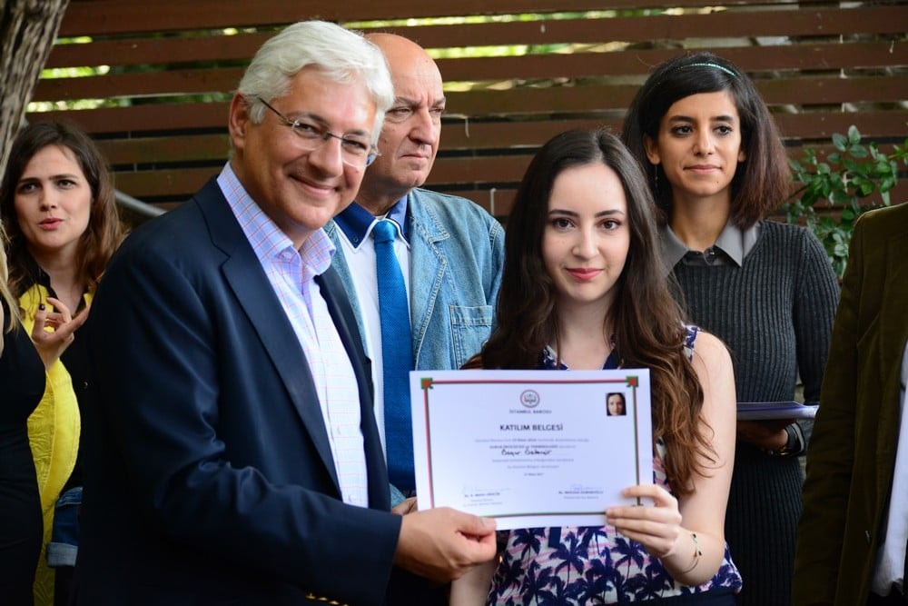 36. Dönem Hukuk İngilizcesi Ve Terminoloji Derslerine Katılanlara Törenle Belgeleri Verildi - 20