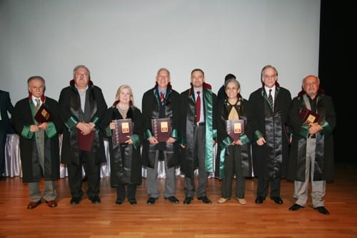 Mesleklerinde 25, 30, 35 Yılını Dolduran Toplam 693 Meslektaşımıza Plaket Verildi
 - 109