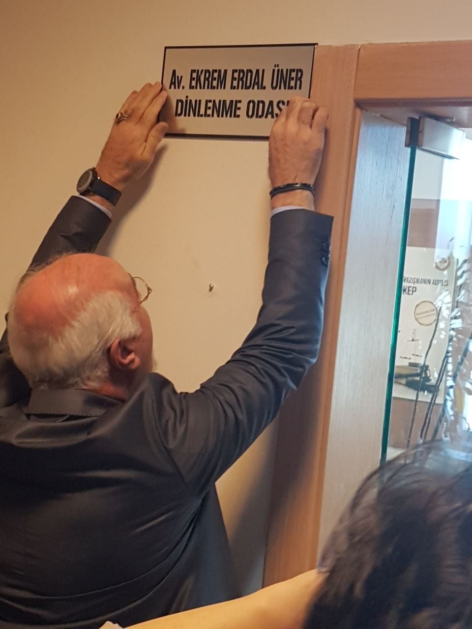 Anadolu Adalet Sarayındaki Baro Odasına “Av. Ekrem Erdal Üner Dinlenme Odası” Adı Verildi - 1