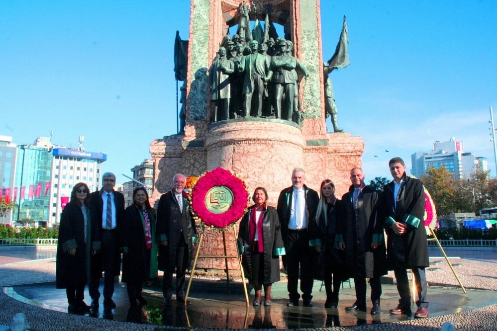 Baromuz Yönetimi Atamızın Huzurunda - 44