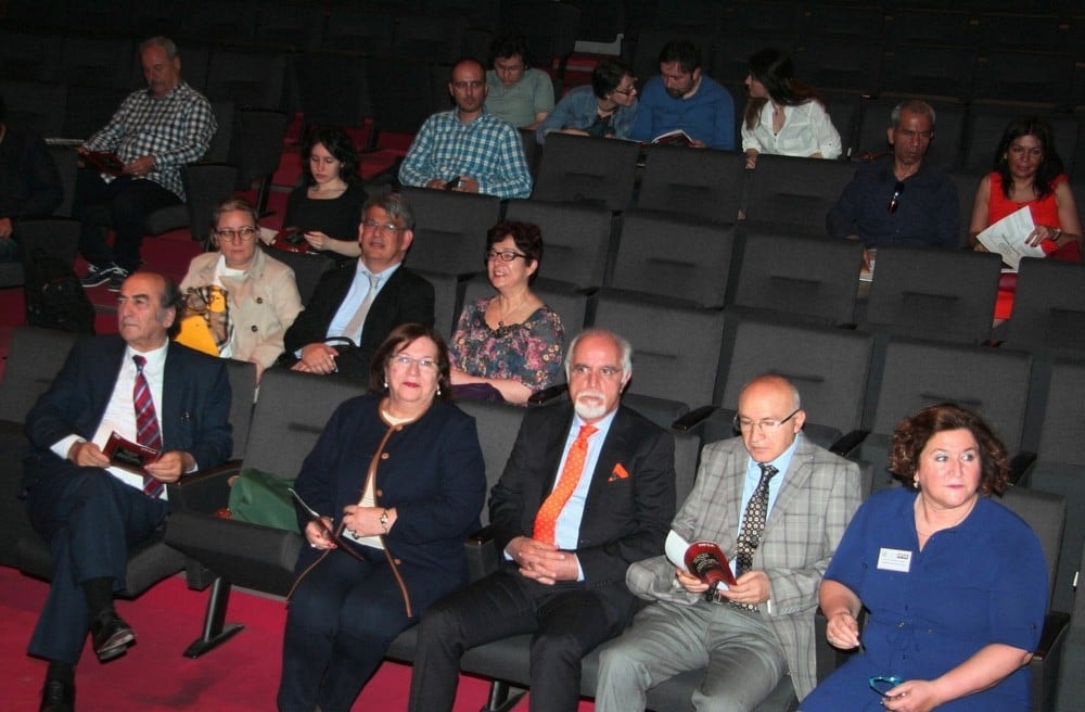 Hukuka Felsefi ve Sosyolojik Bakışlar VIII - 4