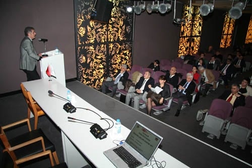 Özgürlükler Hâkimi

 - 14