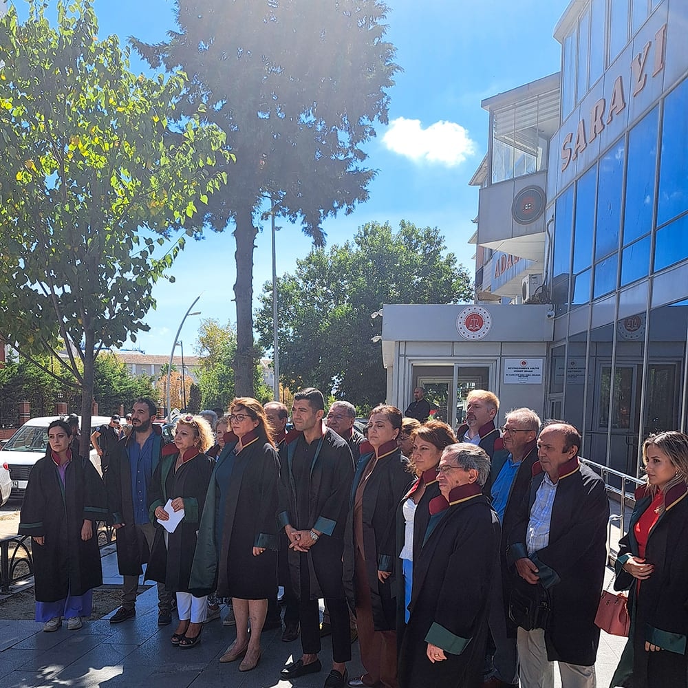 İstanbul Barosu 17 Ağustos'ta Büyükçekmece Adliyesi Önündeydi - 3