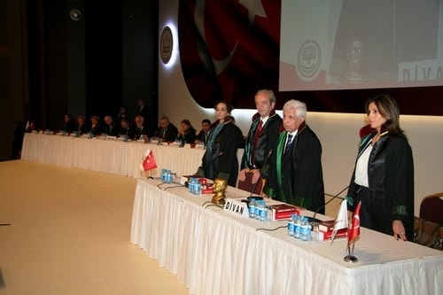 Ümit Kocasakal İstanbul Barosu Başkanlığına Yeniden Seçildi 

 - 55