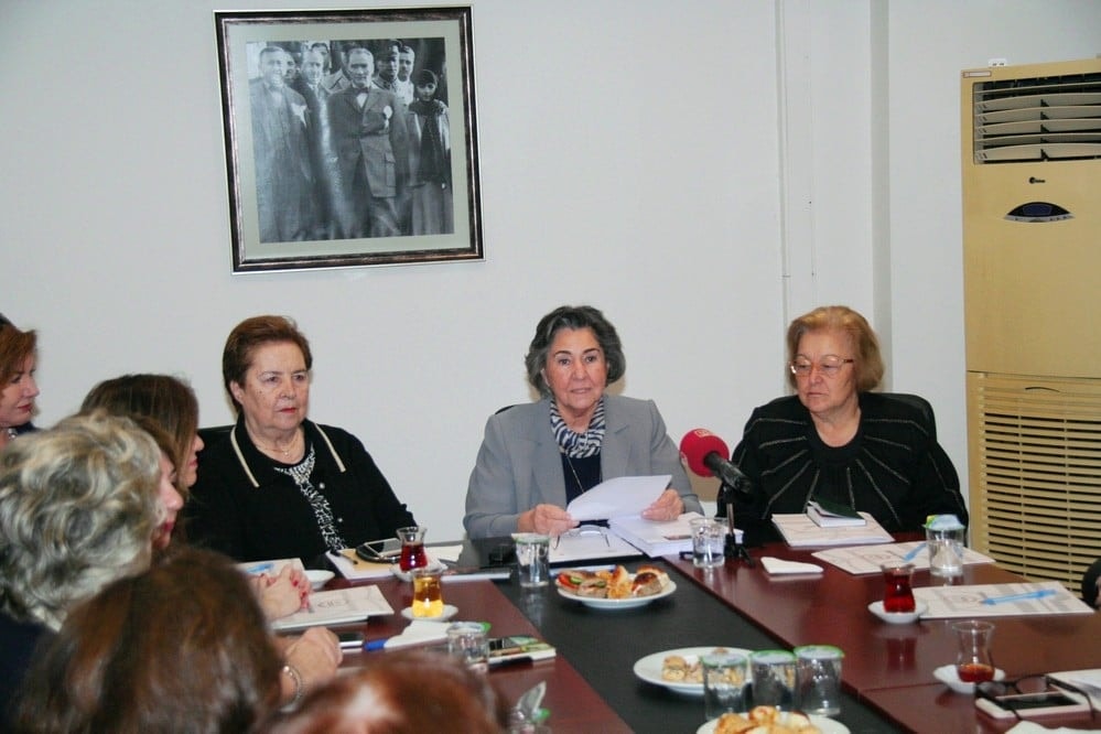 Devrim Yasamız Medeni Kanunumuza Sahip Çıkalım  - 4