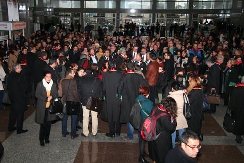 Hukuk Silah, Polis Yargı Olamaz!
 - 38