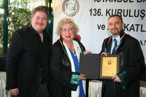 Hukuk Devleti Tesis Edilene, Yargı Bağımsız Olana Kadar, Bedeli Ve Pahası Ne Olursa Olsun Bu Mücadeleyi Birlikte Sürdüreceğiz - 318