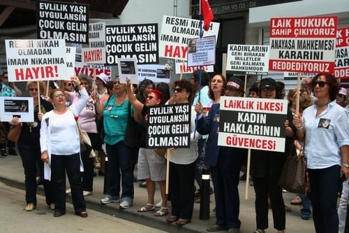 Devrim Yasamız Medeni Kanuna Sahip Çıkıyoruz Yürüyüşü - 93
