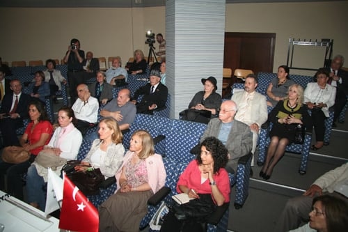 Anayasanın Değiştirilemez Maddeleri Ve Başkanlık Sistemi 
 - 9