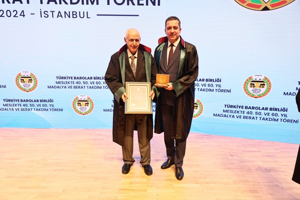 Meslekte 40, 50 ve 60 Yılını Dolduran Meslektaşlarımıza Plaket Verildi - 110