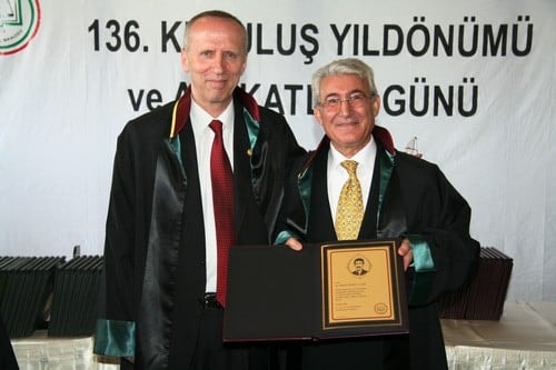 Hukuk Devleti Tesis Edilene, Yargı Bağımsız Olana Kadar, Bedeli Ve Pahası Ne Olursa Olsun Bu Mücadeleyi Birlikte Sürdüreceğiz - 355