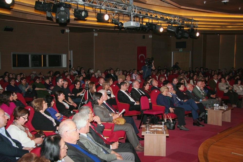 Çağdaş Yaşam Cumhuriyet Ödülü Ümit Kocasakal’a Verildi - 133