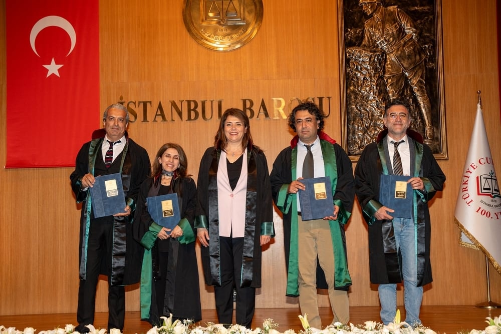 Meslekte 25, 30 ve 35 Yılını Dolduran Meslektaşlarımıza Plaket Verildi - 44