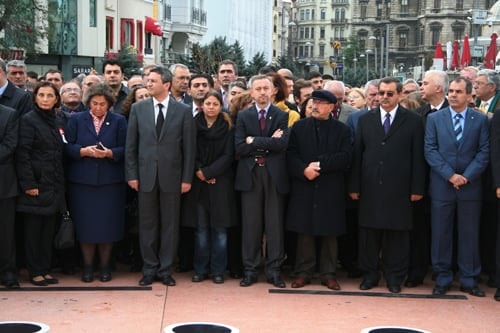 Atamızı Andık - 5