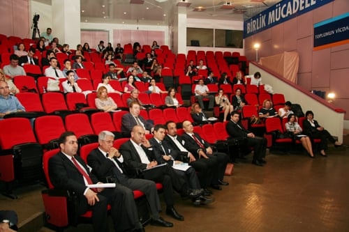 Sosyal Ağlar Ve İnternet Özgürlükçü Anlayışla Düzenlenmeli
 - 8