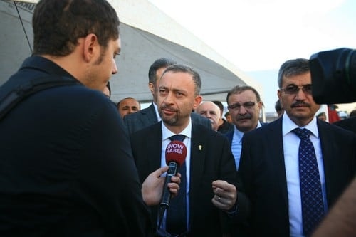 İstanbul Barosu Başkan Ve Yönetim Kurulu Üyeleri, Acıyı Paylaşmak, İncelemelerde Bulunmak İçin Soma’Daydı

 - 14