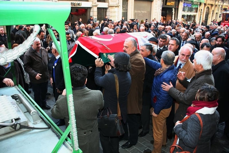 Başkanımız Av. Kazım Kolcuoğlu’nu Son Yolculuğuna Uğurladık - 95