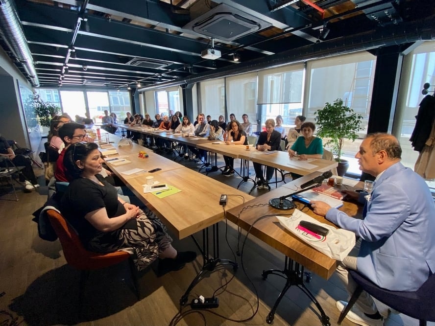 Meslek İçi Eğitim Merkezi Sağlık Hukuku Temel Eğitimi - 4