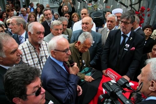 Av. Cengiz Kayıtmazer Son Yolculuğuna Uğurlandı
 - 39