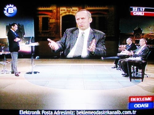 Özbek: “Ucu Açık Soruşturmalar 
Adil Yargılanma Hakkına Zarar Verir”