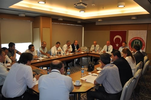 Hâkim Ve Savcıların Savunma Hakkını Kısıtlaması Kaygı Vericidir
 - 1