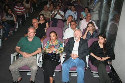 Cumartesi Forumları Sona Erdi
 - 3