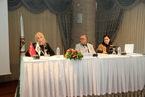 Çevre Ve Kent Hukuku Kurultayı Ankara’Da Yapıldı
 - 1