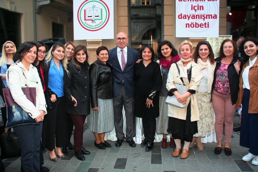 Demokrasi ve Dayanışma Nöbeti Devam Ediyor - 3